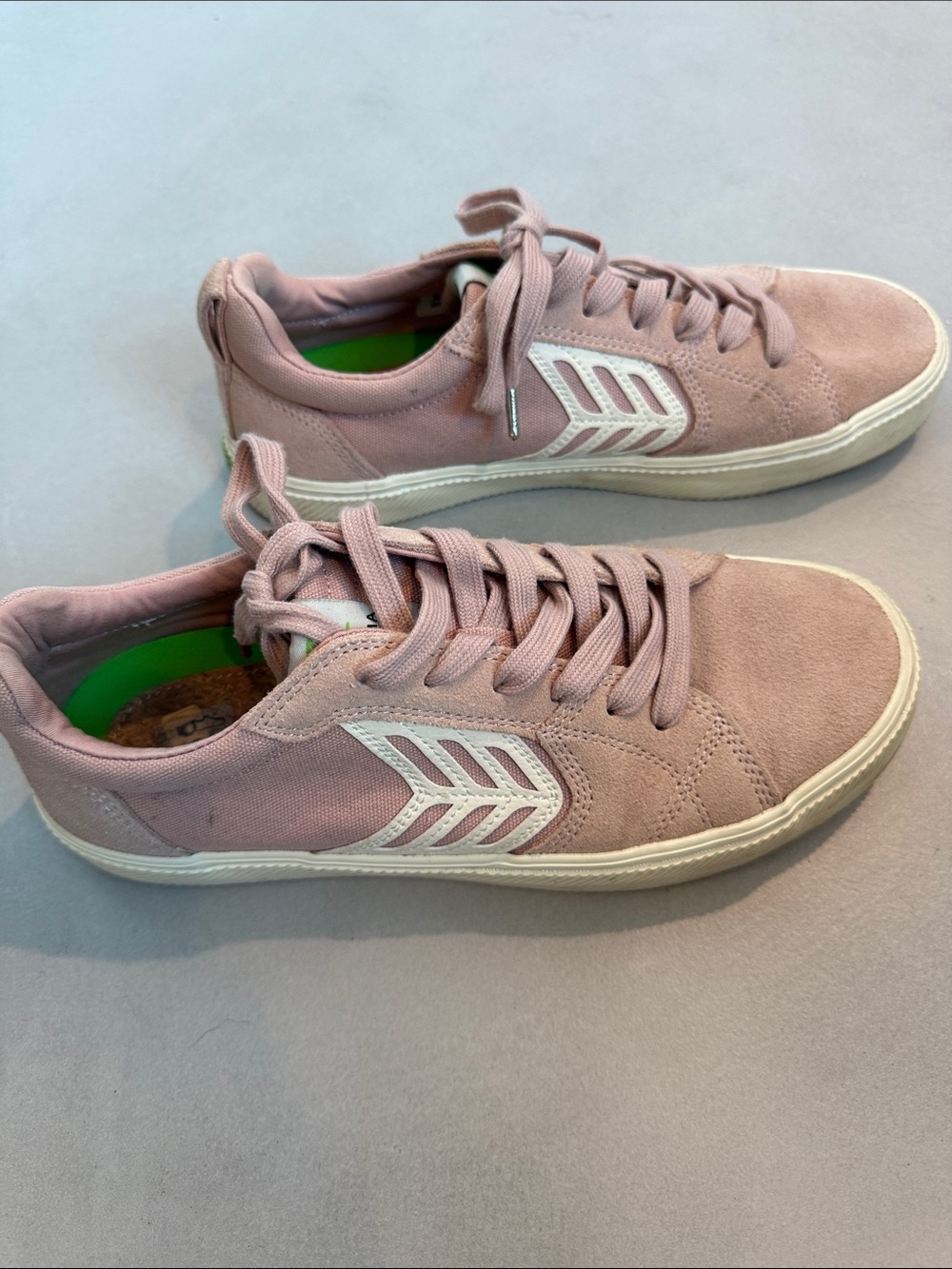 Cariuma Women’s Suede Lace-Up Sneakers - Dusty Rose with White Accent